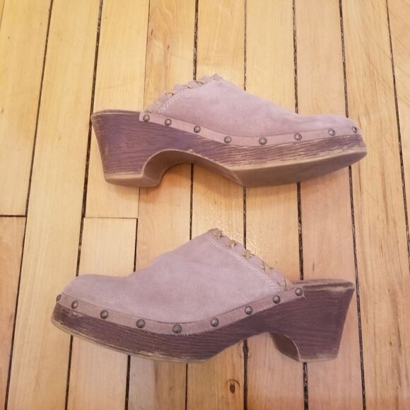 Vintage 90s y2k Maurices Tan Suede Leather Whipstitch Boho Western Clogs Mules - Picture 3 of 11